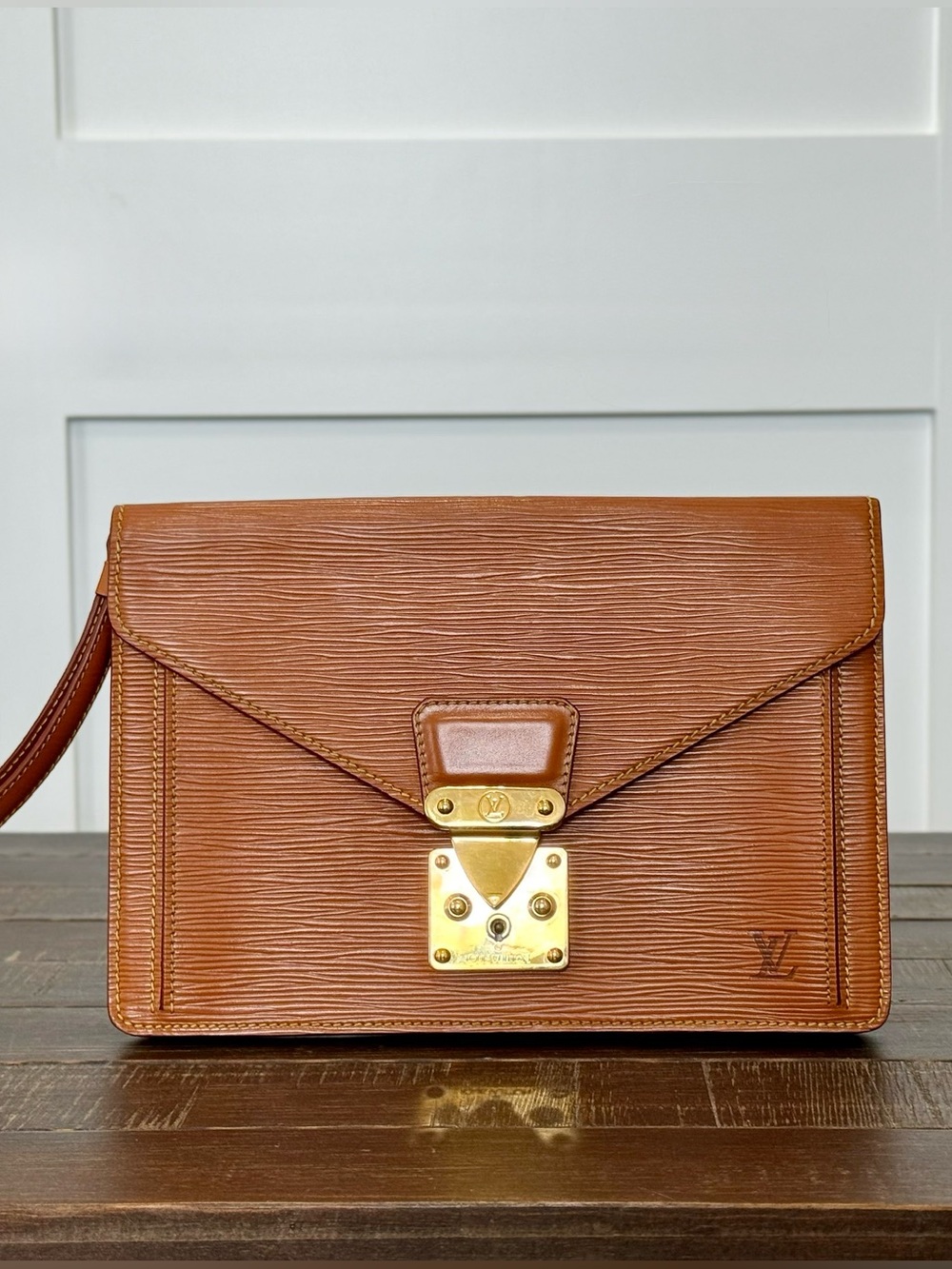 Louis Vuitton Tan Epi Leather Messenger with Gold Hardware